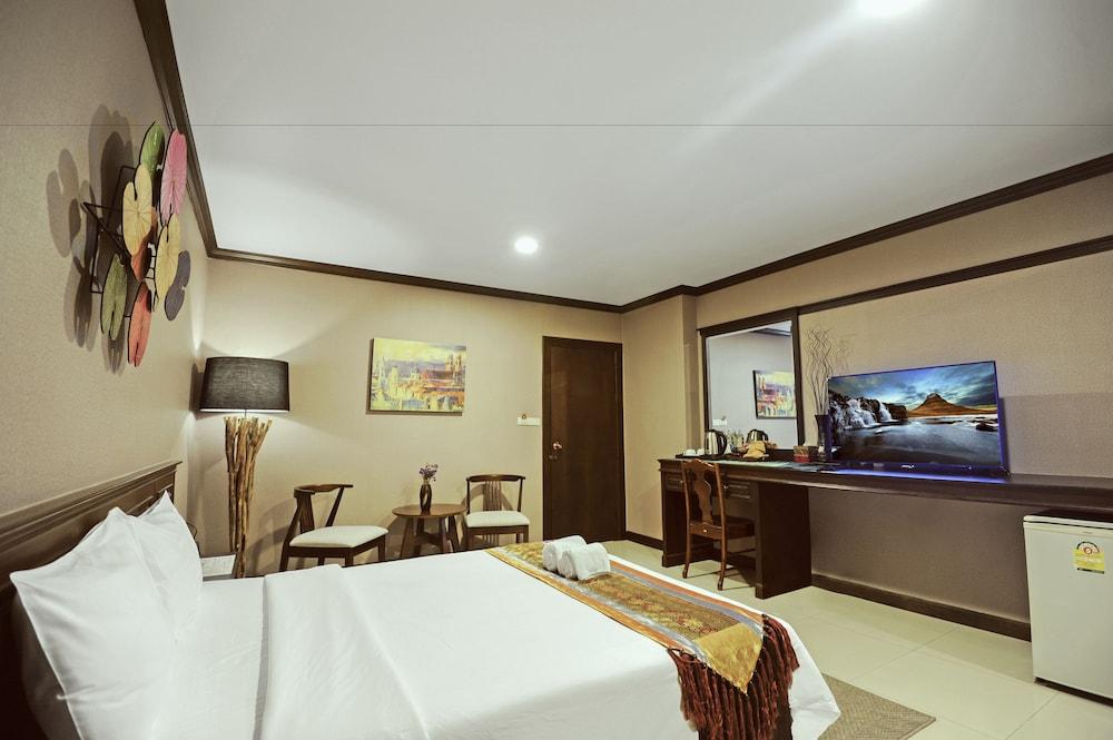 Romena Grand Hotel Chiang Mai Exterior foto
